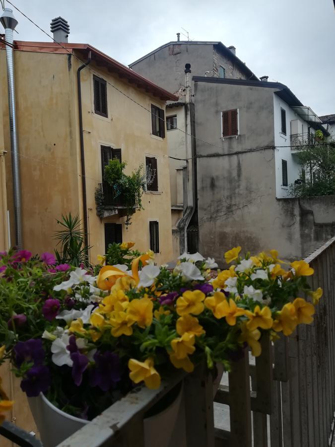 Hotel Blunotte Verona Exterior foto